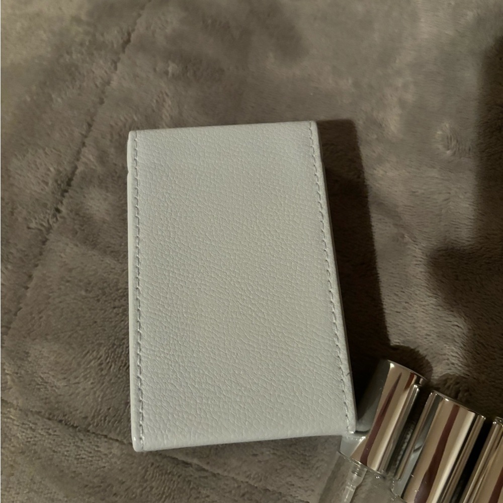 Saks Fifth Avenue White Travel Spray Set - Picture 5 of 5